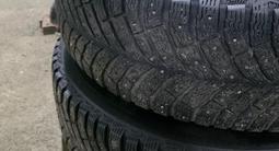 Диски Hyundai Kia r17 датчиками родные Диски с зимней резиной MICHELIN за 105 000 тг. в Астана – фото 4