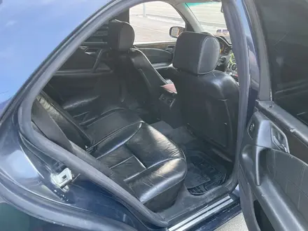 Mercedes-Benz E 320 2001 года за 3 500 000 тг. в Шымкент – фото 10