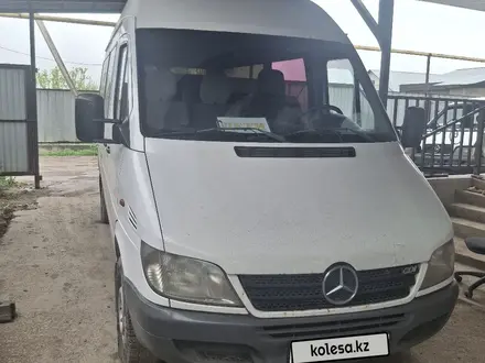 Mercedes-Benz Sprinter 2002 года за 5 700 000 тг. в Алматы – фото 2