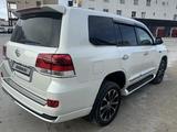 Toyota Land Cruiser 2015 годаүшін20 800 000 тг. в Актау – фото 4