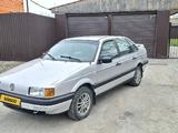Volkswagen Passat 1990 года за 1 850 000 тг. в Семей