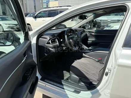 Toyota Camry 2019 года за 11 100 000 тг. в Астана – фото 12