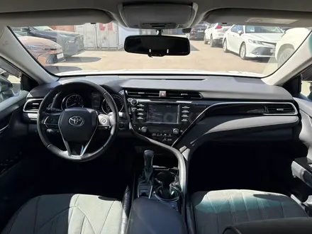Toyota Camry 2019 года за 11 100 000 тг. в Астана – фото 8