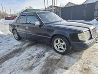 Mercedes-Benz E 220 1993 годаfor1 850 000 тг. в Алматы