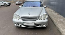 Mercedes-Benz C 240 2004 года за 2 700 000 тг. в Караганда