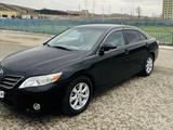 Toyota Camry 2011 года за 8 000 000 тг. в Усть-Каменогорск – фото 2