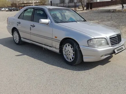 Mercedes-Benz C 220 1994 года за 2 100 000 тг. в Айтеке би – фото 3