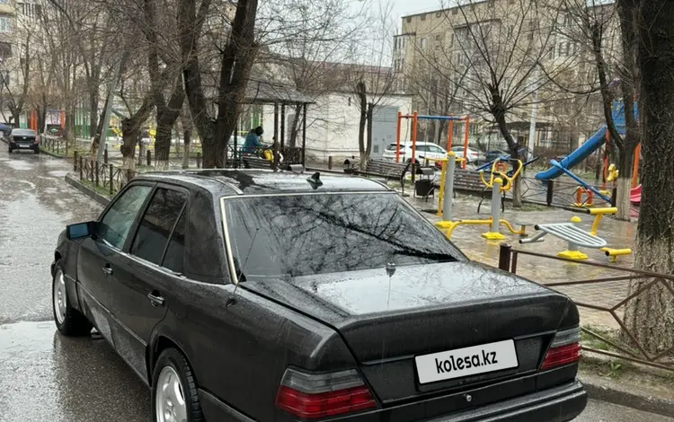 Mercedes-Benz E 230 1993 года за 1 900 000 тг. в Шымкент