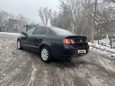 Volkswagen Passat 2006 года за 4 300 000 тг. в Алматы – фото 7