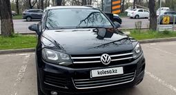 Volkswagen Touareg 2011 года за 11 200 000 тг. в Алматы