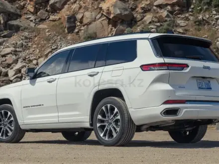 Jeep Grand Cherokee Overland 2023 года за 39 990 000 тг. в Алматы – фото 3
