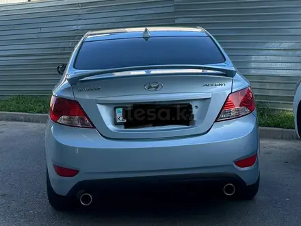 Hyundai Accent 2014 года за 5 500 000 тг. в Шымкент – фото 2