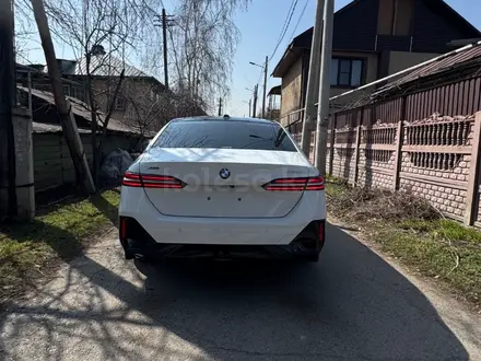BMW 530 2024 года за 35 800 000 тг. в Алматы – фото 12