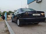 Mercedes-Benz C 280 1998 годаfor2 500 000 тг. в Тараз – фото 2