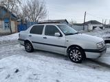 Volkswagen Vento 1997 года за 2 190 000 тг. в Семей – фото 5