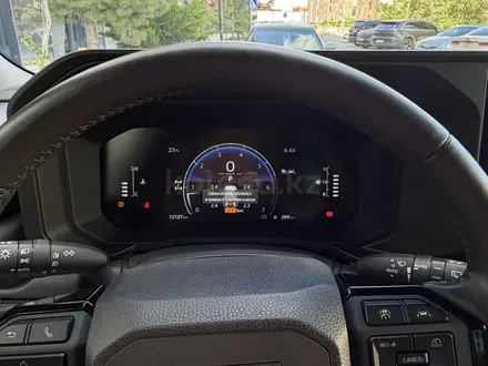 Toyota Land Cruiser Prado 2024 года за 30 600 000 тг. в Атырау – фото 5