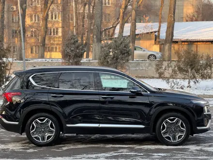 Hyundai Santa Fe 2023 года за 18 500 000 тг. в Алматы – фото 9