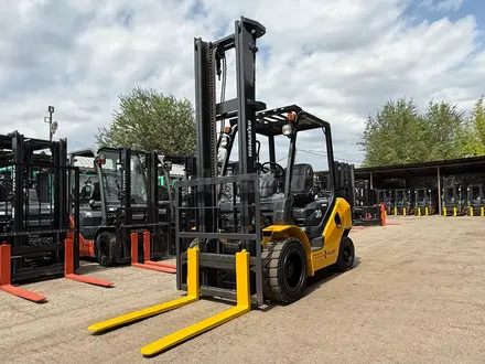 Komatsu  KOMATSU FG30C-17 2015 года за 8 990 000 тг. в Алматы – фото 2