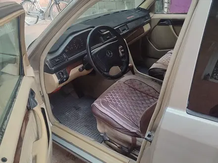 Mercedes-Benz E 220 1989 года за 1 300 000 тг. в Шымкент – фото 7