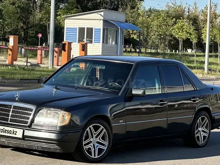 Mercedes-Benz E 280 1994 года за 2 500 000 тг. в Алматы – фото 3