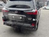 Lexus LX 570 2017 года за 45 000 000 тг. в Атырау – фото 2