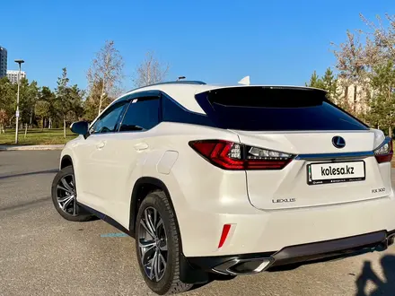 Lexus RX 200t 2018 года за 23 000 000 тг. в Астана – фото 4