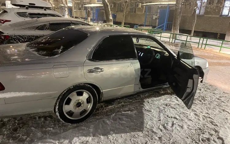 Nissan Leopard 1998 годаfor2 400 000 тг. в Астана