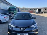 Toyota RAV4 2016 года за 12 200 000 тг. в Актобе – фото 3