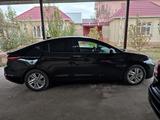 Hyundai Elantra 2019 года за 9 000 000 тг. в Шымкент – фото 2