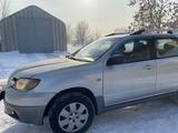 Mitsubishi Outlander 2003 годаfor3 500 000 тг. в Алматы – фото 4