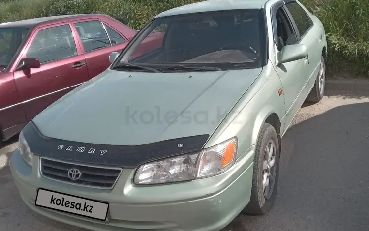 Toyota Camry 2000 года за 3 300 000 тг. в Шымкент