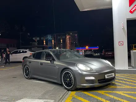 Porsche Panamera 2011 года за 18 000 000 тг. в Алматы – фото 2