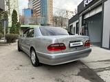 Mercedes-Benz E 320 2000 года за 4 750 000 тг. в Алматы – фото 5