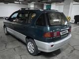Toyota Ipsum 1997 года за 2 600 000 тг. в Алматы – фото 2