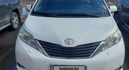 Toyota Sienna 2011 года за 12 300 000 тг. в Астана