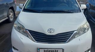 Toyota Sienna 2011 года за 12 300 000 тг. в Астана