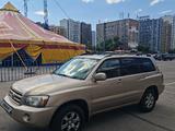 Toyota Highlander 2004 годаfor8 600 000 тг. в Алматы