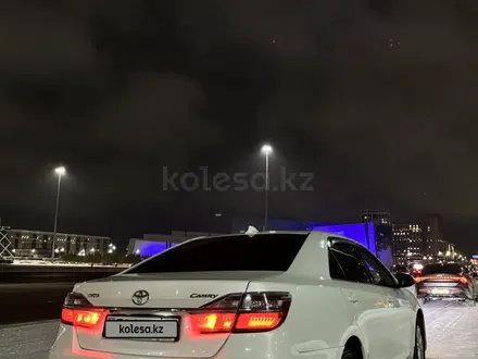 Toyota Camry 2014 года за 9 500 000 тг. в Астана – фото 3