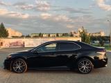 Toyota Camry 2022 года за 12 100 000 тг. в Уральск
