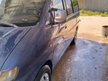 Hyundai Starex 2003 года за 2 000 000 тг. в Шымкент