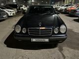 Mercedes-Benz E 230 1997 годаүшін3 500 000 тг. в Астана – фото 4