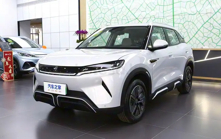 BYD Yuan Up Flagship 2025 годаүшін9 900 000 тг. в Шымкент