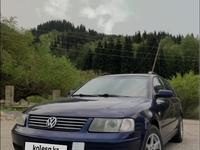 Volkswagen Passat 2000 годаүшін2 500 000 тг. в Алматы