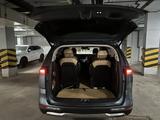 Kia Carnival 2022 года за 22 000 000 тг. в Астана – фото 4