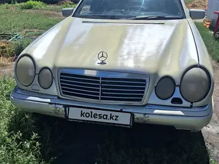 Mercedes-Benz E-Class, 1995