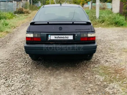 Volkswagen Passat 1991 года за 1 000 000 тг. в Петропавловск – фото 2