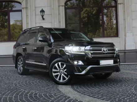 Toyota Land Cruiser 2016 года за 30 000 000 тг. в Алматы – фото 5