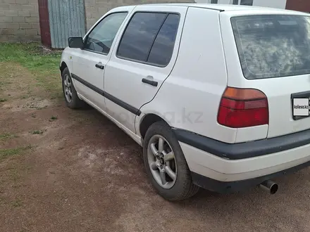 Volkswagen Golf 1997 года за 1 700 000 тг. в Астана