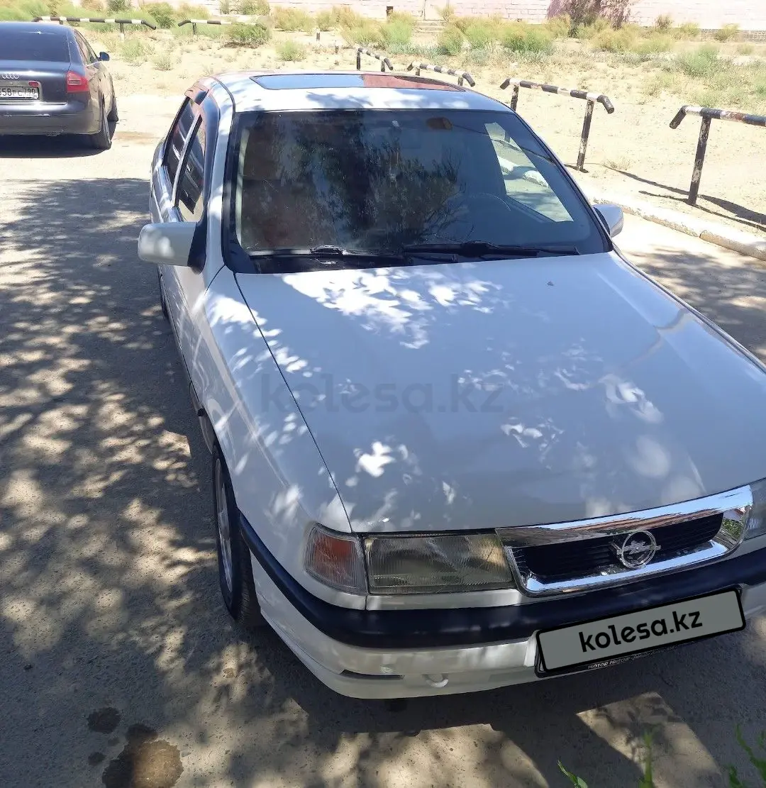 Opel Vectra, 1993