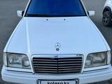 Mercedes-Benz E 320 1994 года за 2 820 000 тг. в Астана